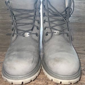 Grey/white timberland womens boots. Worn a couple times. Look and feel brand new